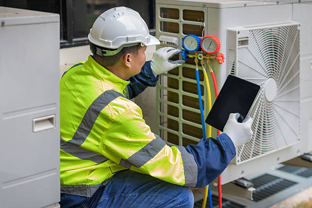 Professional Hvac Maintenance technician working in Omaha, TX
